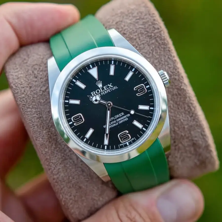 Watch gallery thumbnail 2