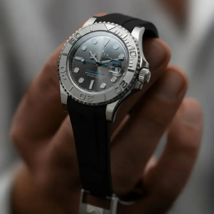 Watch gallery thumbnail 2