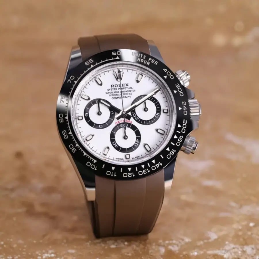 Watch gallery thumbnail 2
