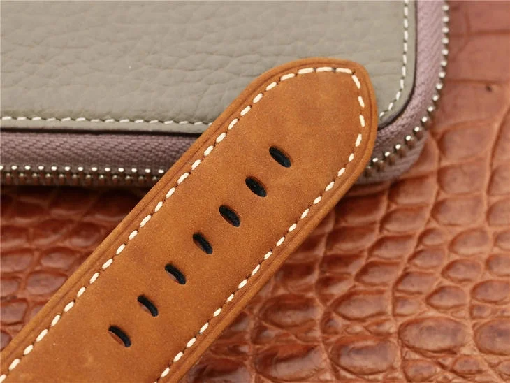 Watch gallery thumbnail 5