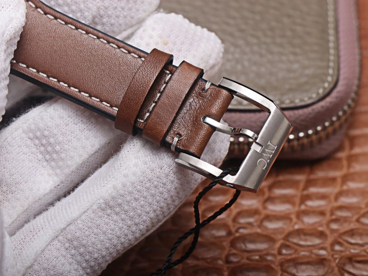 Watch gallery thumbnail 3