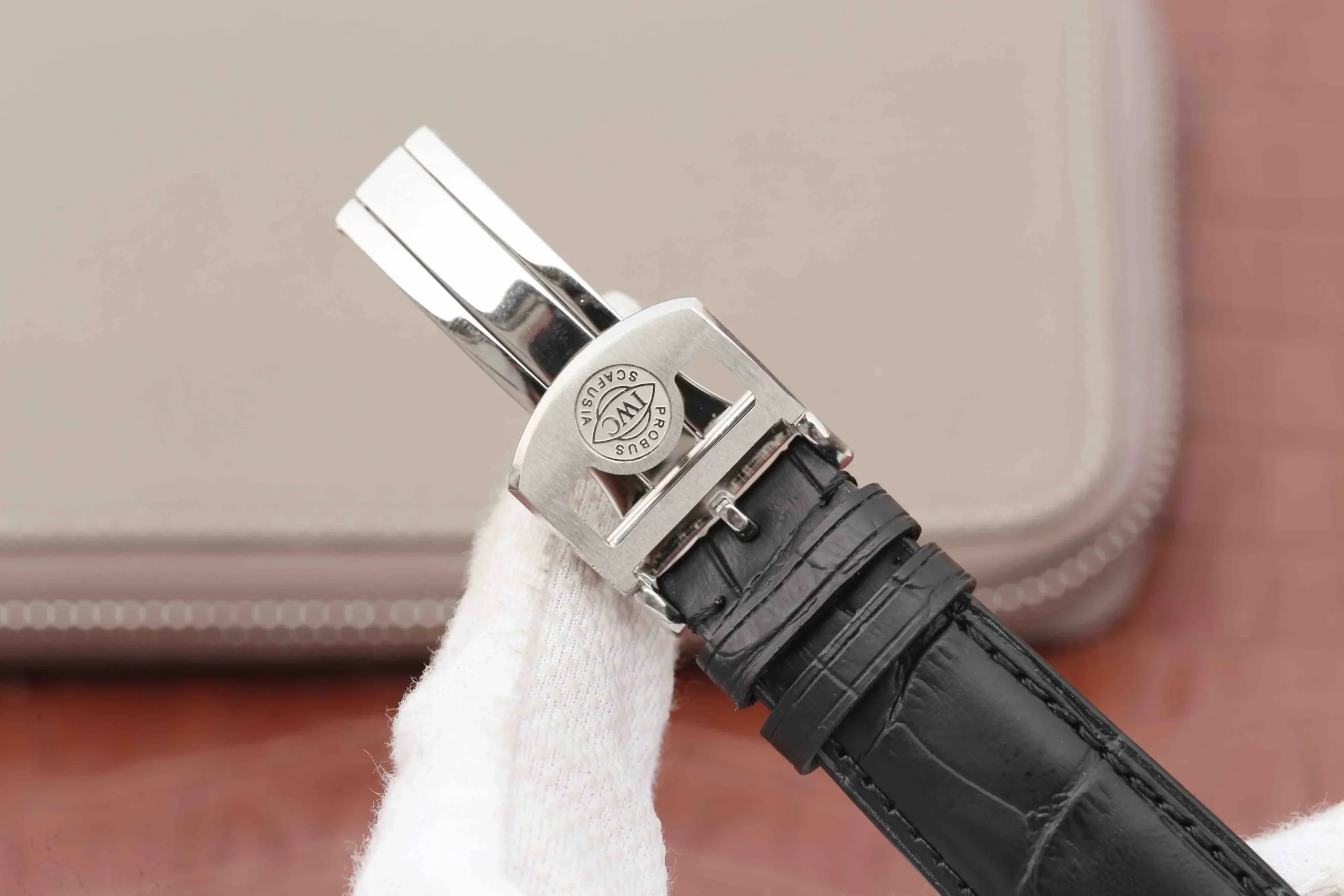 Watch gallery thumbnail 7