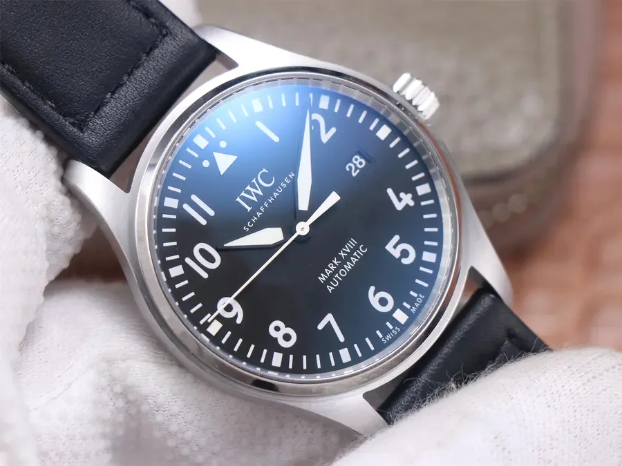 Watch gallery thumbnail 4