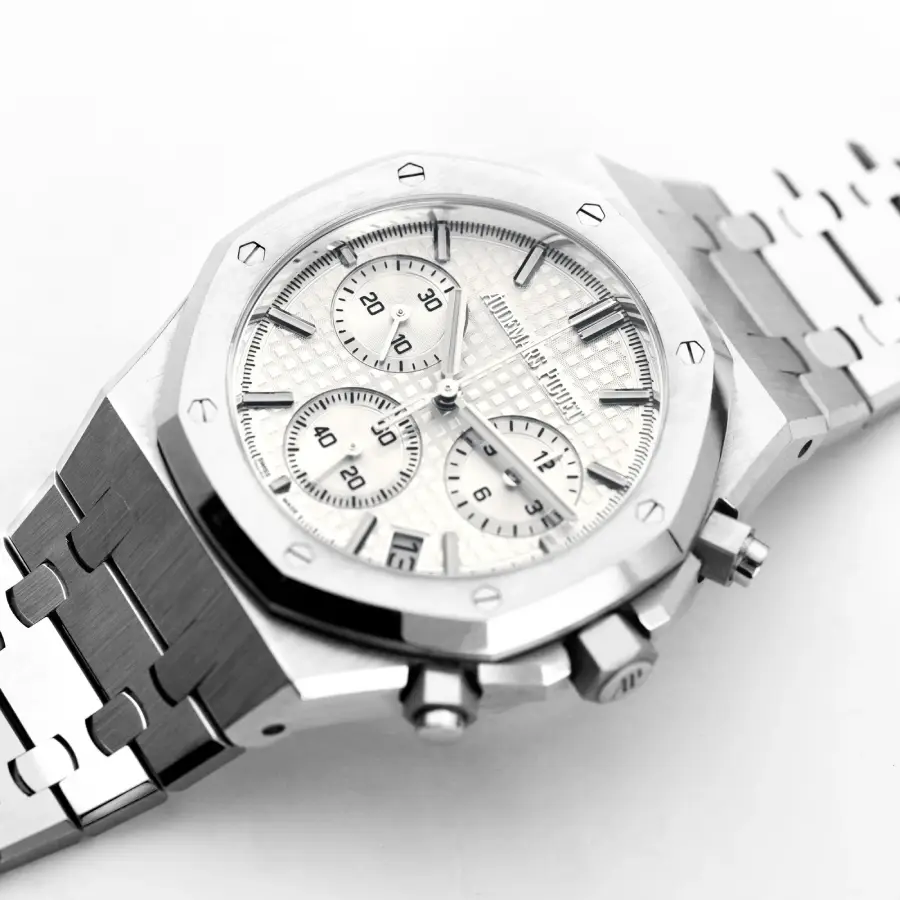 Watch gallery thumbnail 3