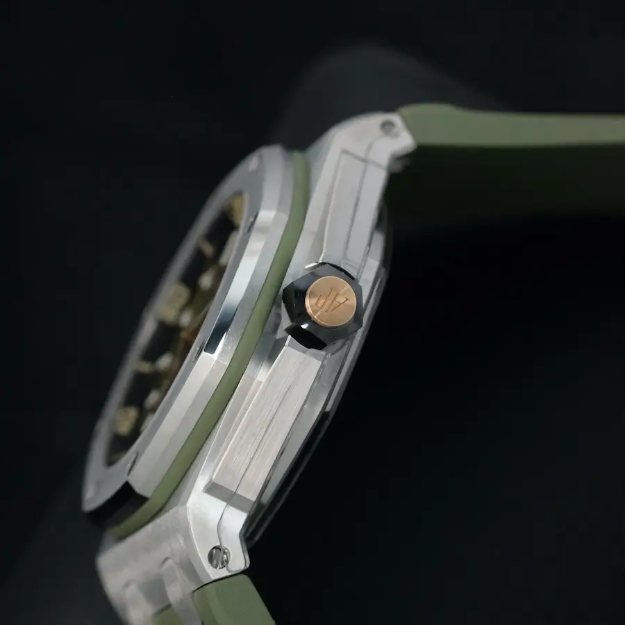 Watch gallery thumbnail 4