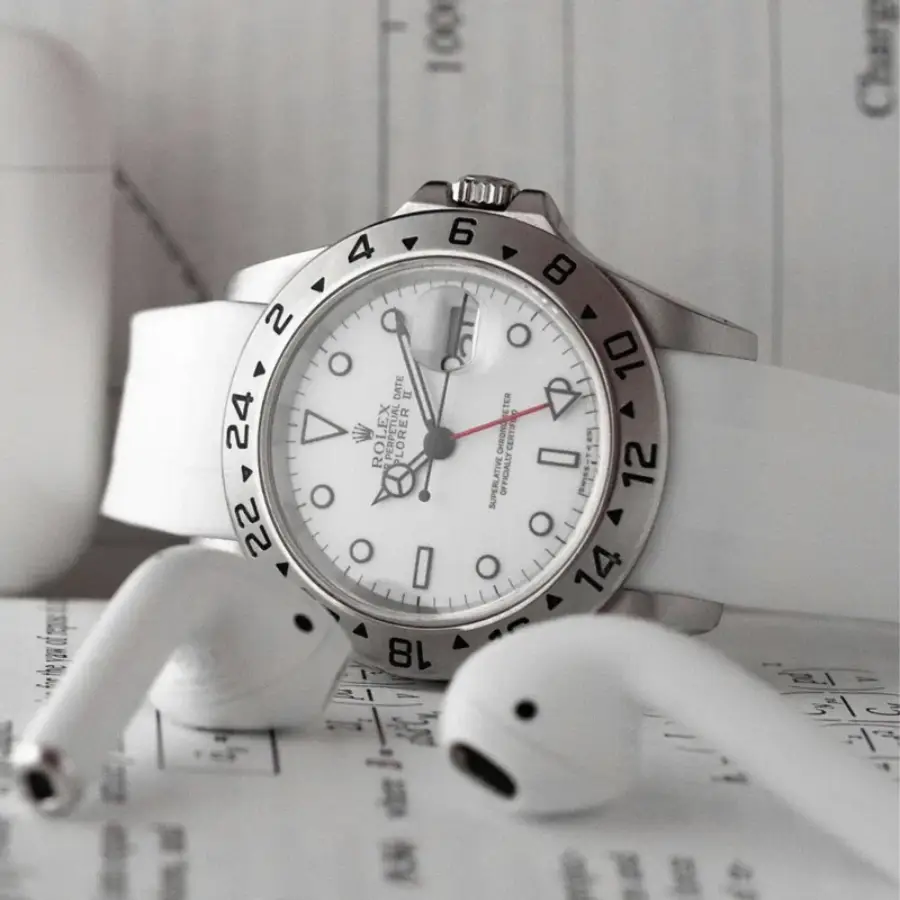 Watch gallery thumbnail 3