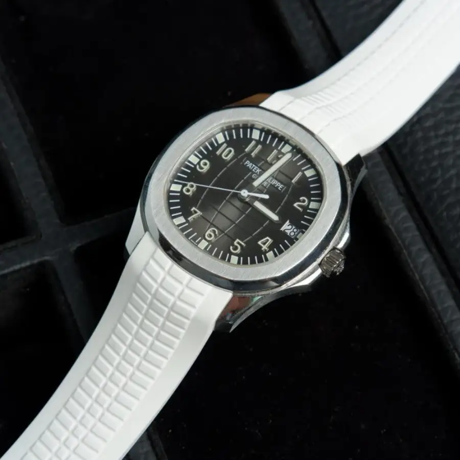 Watch gallery thumbnail 2