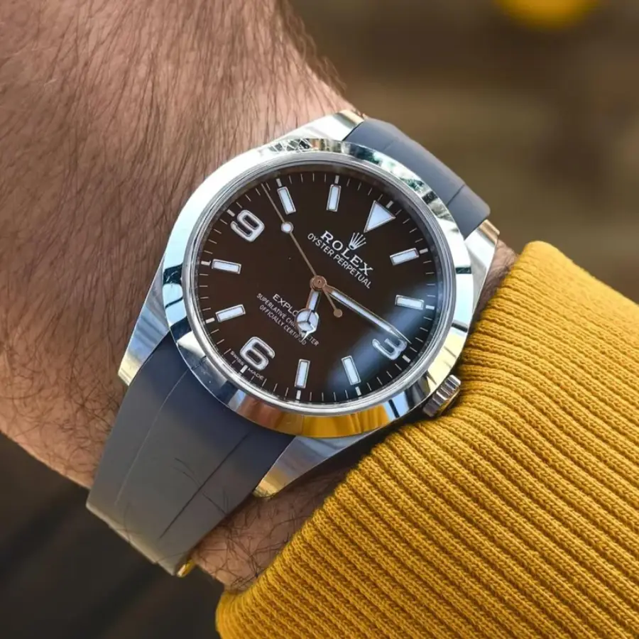 Watch gallery thumbnail 3