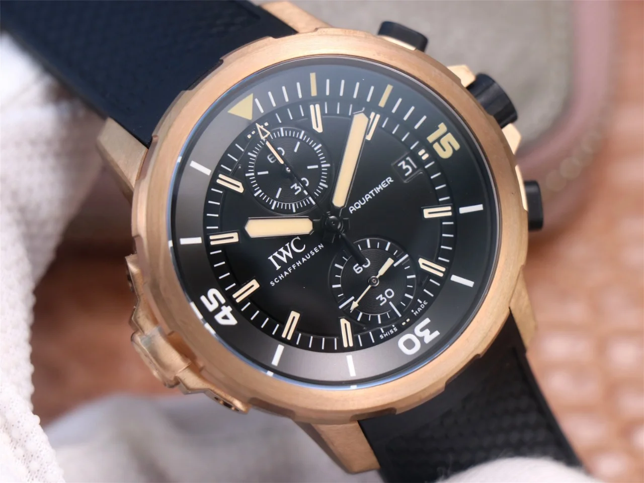 Watch gallery thumbnail 4