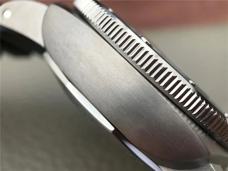 Watch gallery thumbnail 6