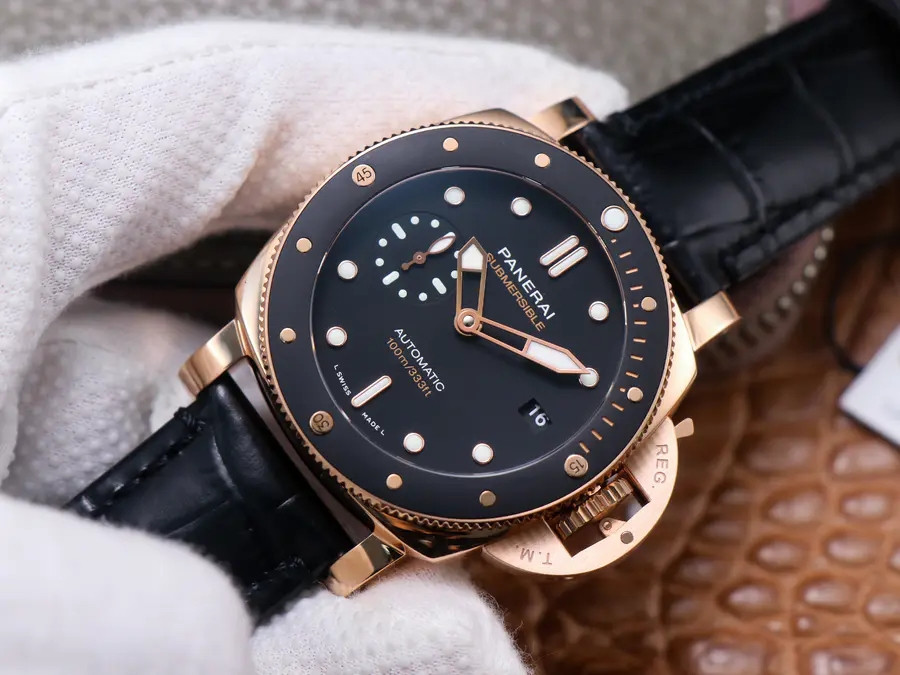 Watch gallery thumbnail 5