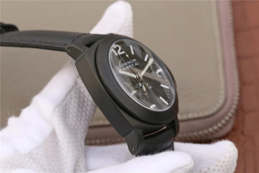 Watch gallery thumbnail 4