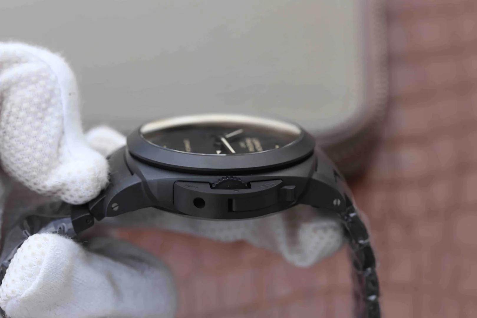 Watch gallery thumbnail 3