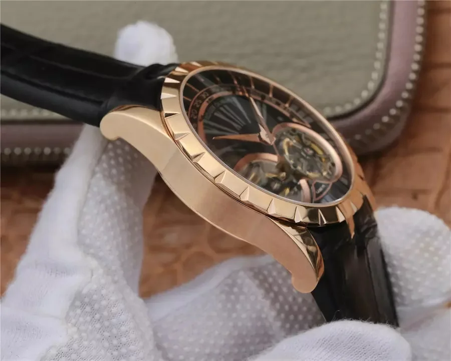 Watch gallery thumbnail 3