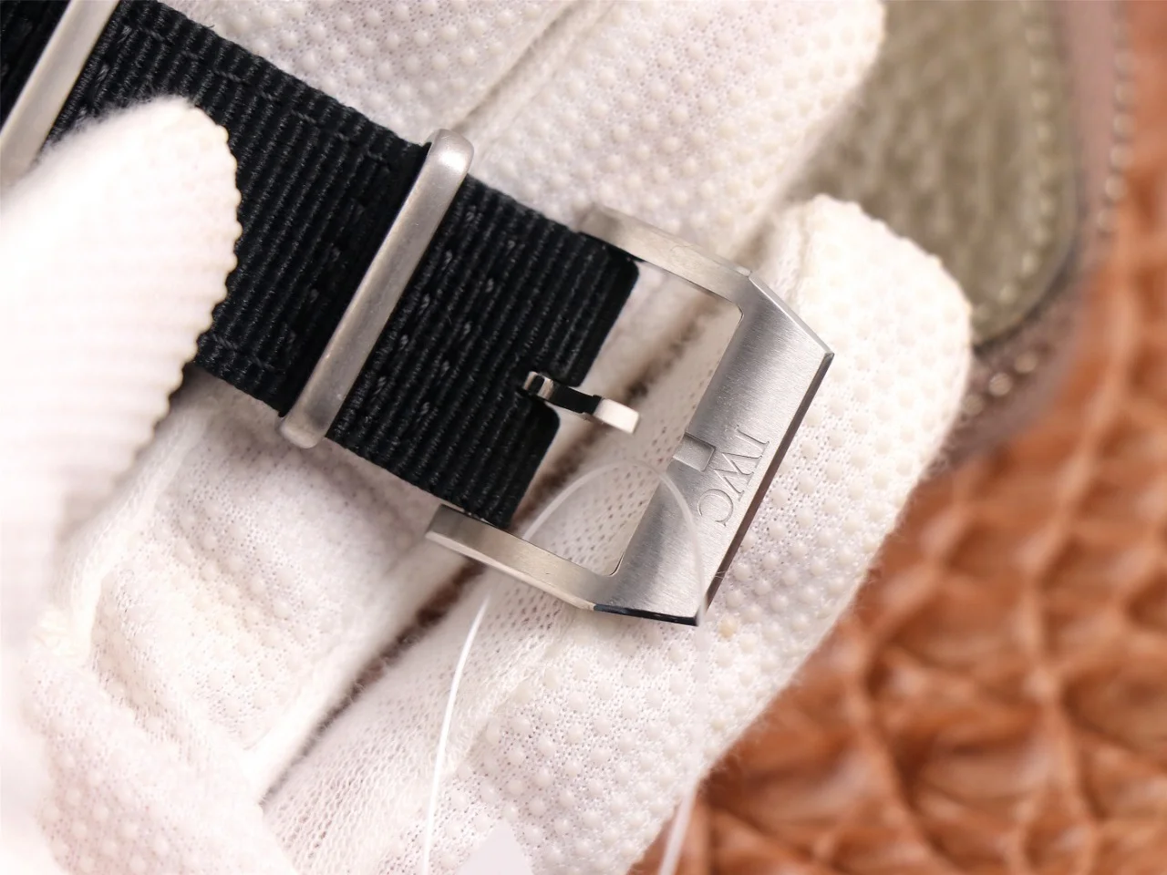 Watch gallery thumbnail 6