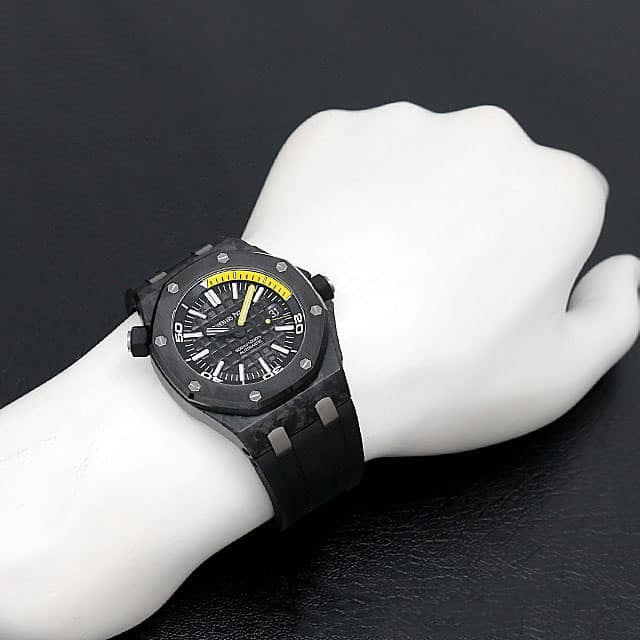 Watch gallery thumbnail 4