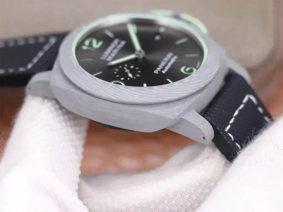 Watch gallery thumbnail 6