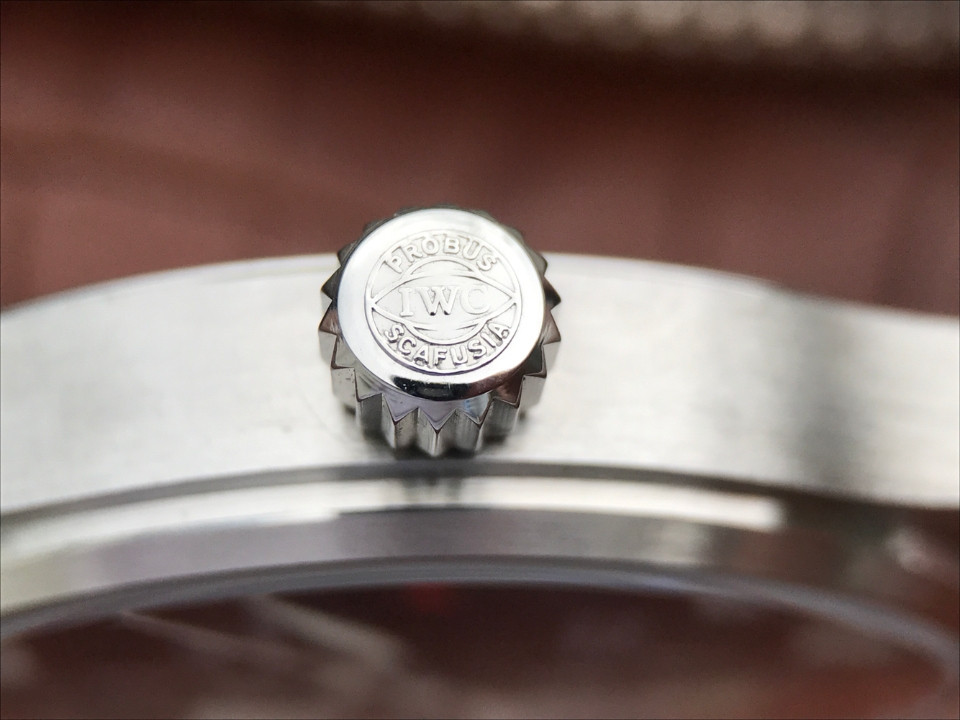 Watch gallery thumbnail 7