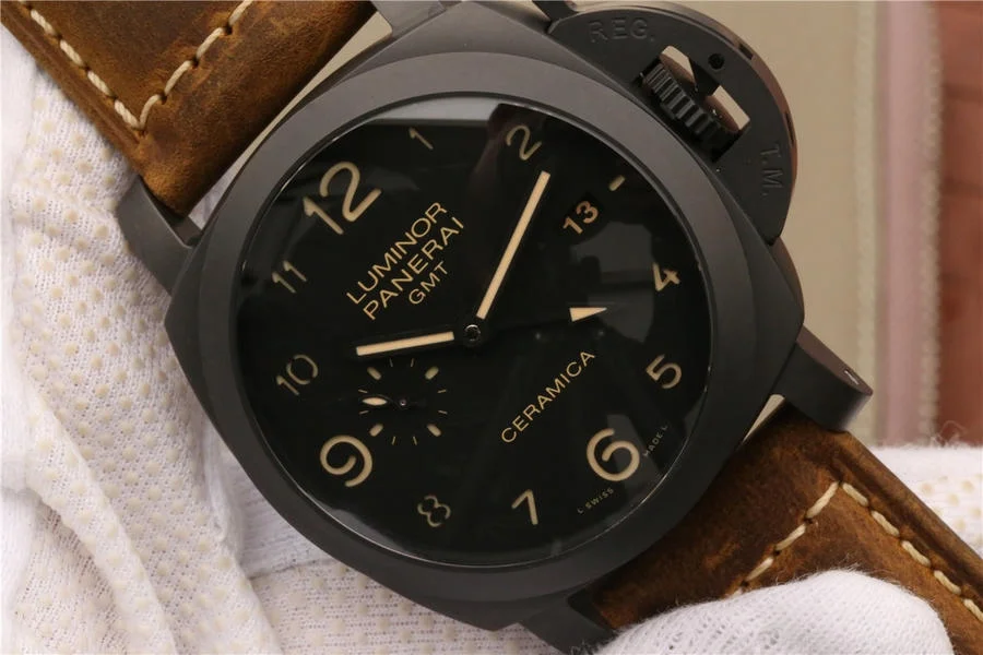 Watch gallery thumbnail 3