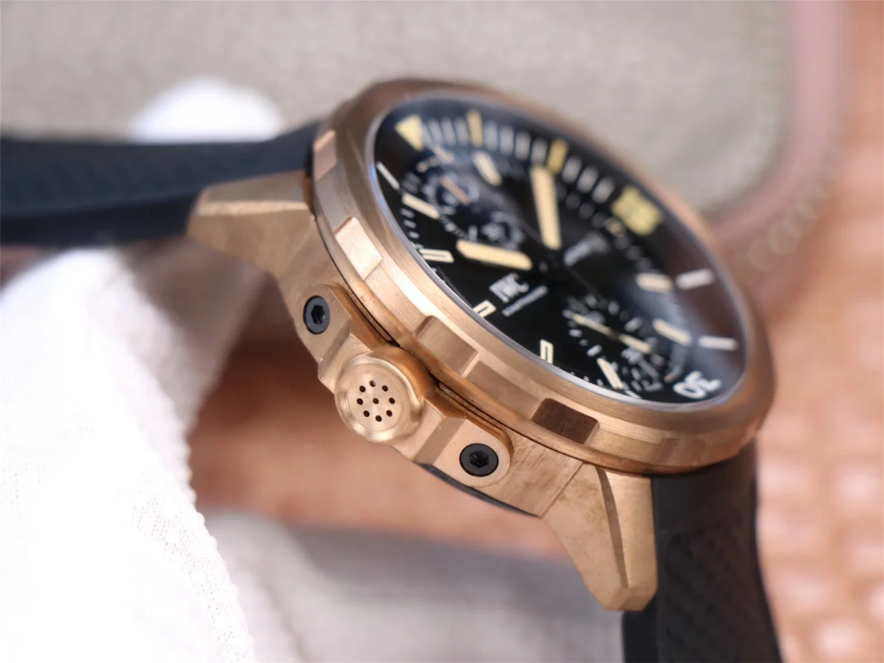 Watch gallery thumbnail 6