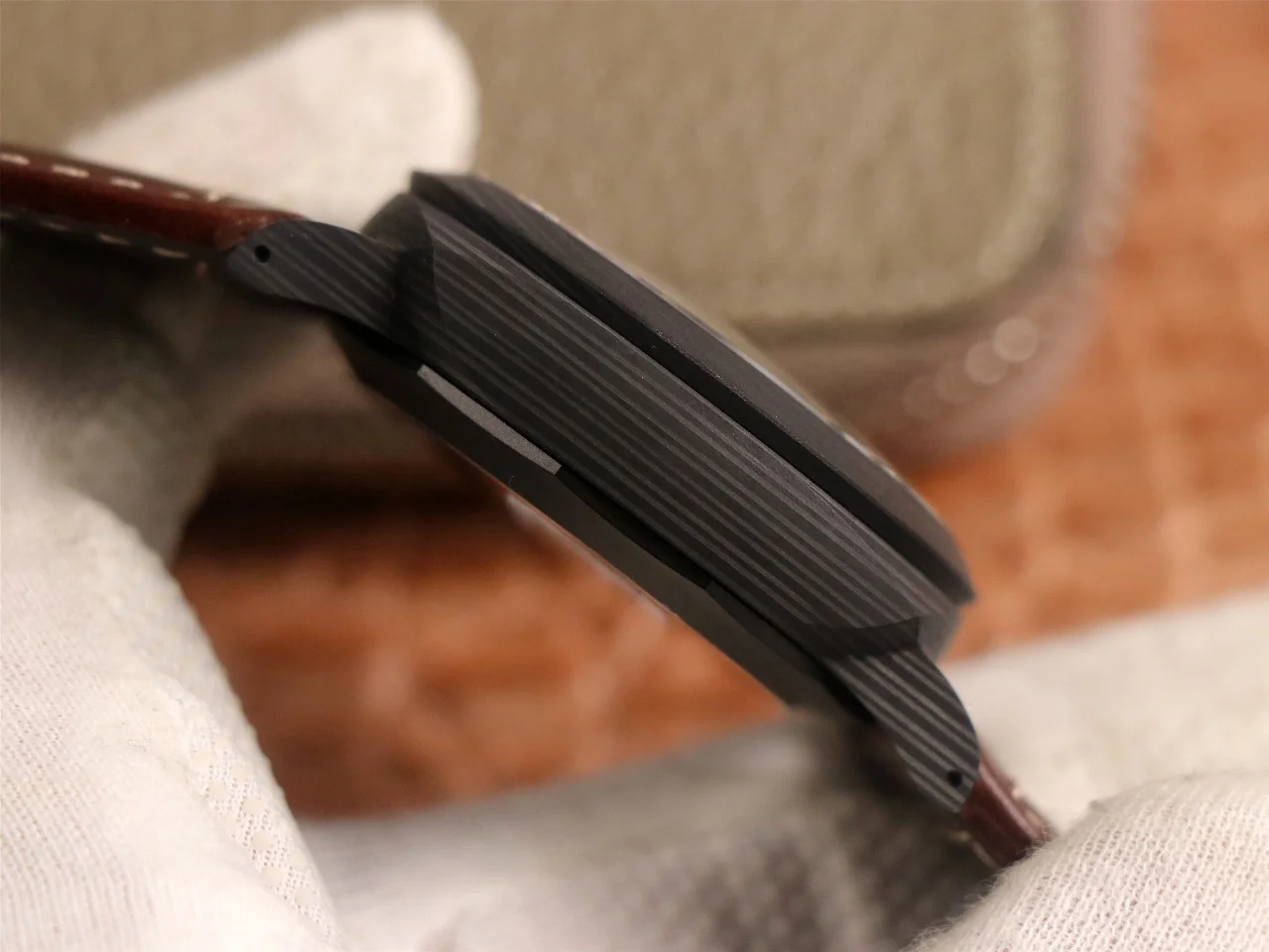 Watch gallery thumbnail 5