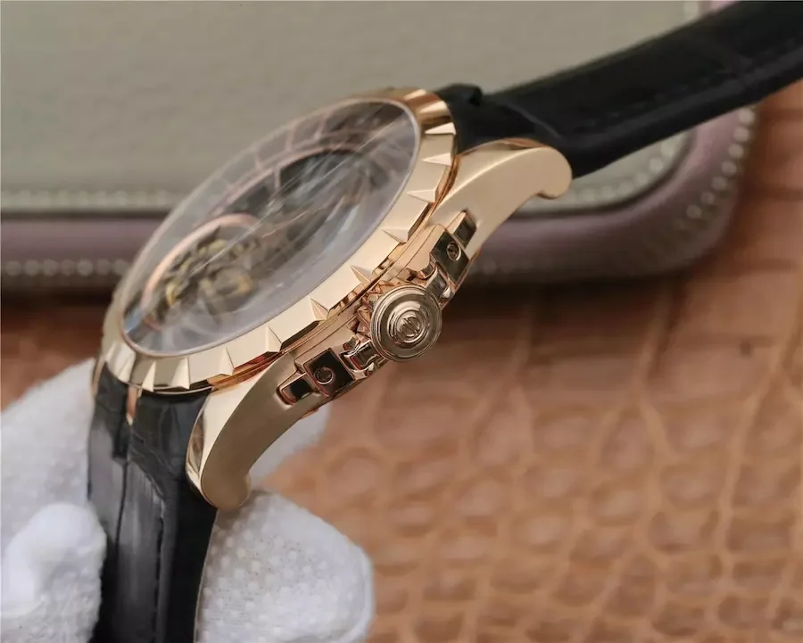 Watch gallery thumbnail 4