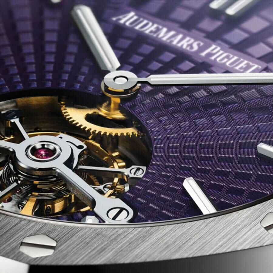 Watch gallery thumbnail 2