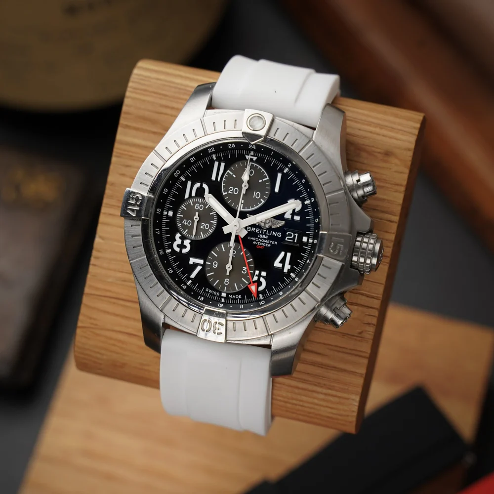 Watch gallery thumbnail 2