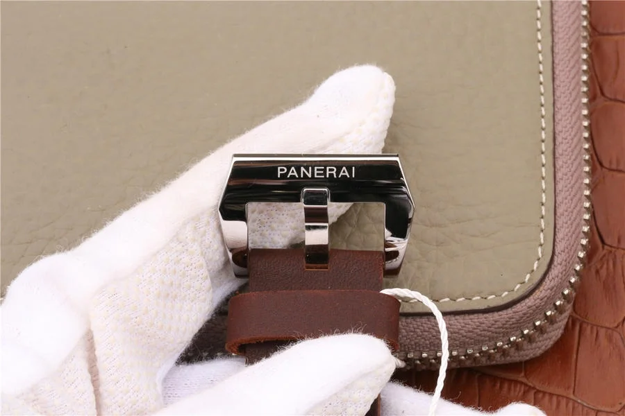 Watch gallery thumbnail 8