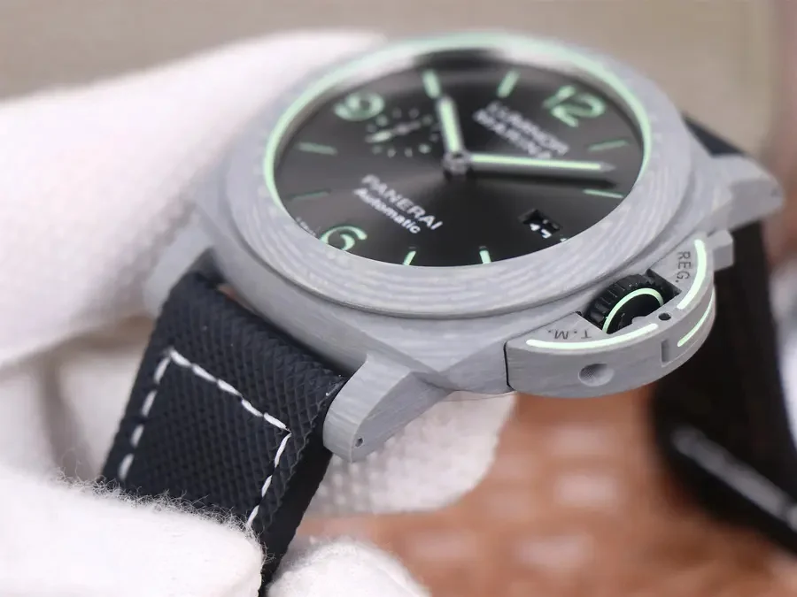Watch gallery thumbnail 7