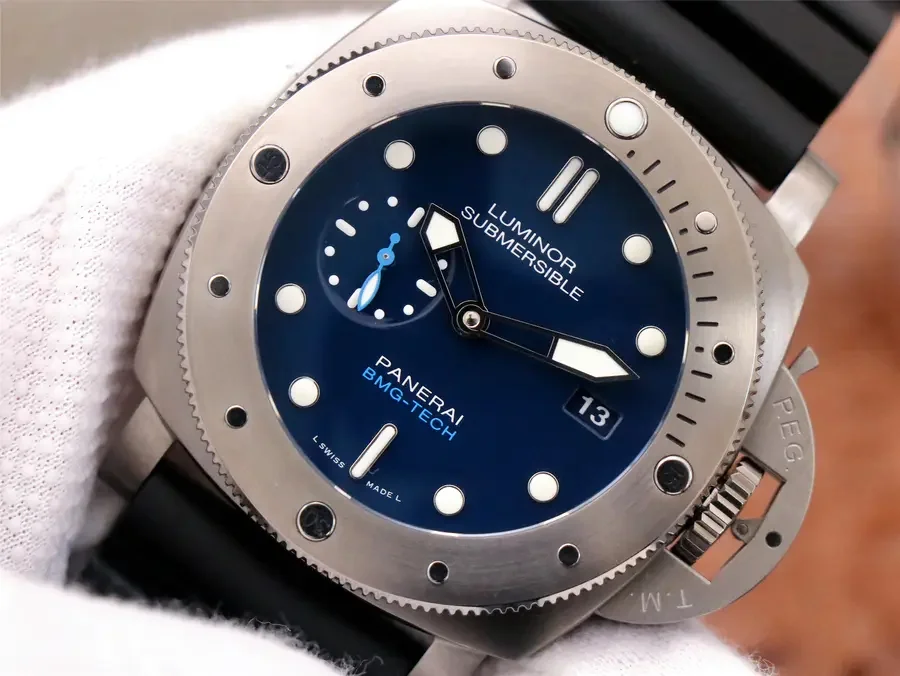 Watch gallery thumbnail 2