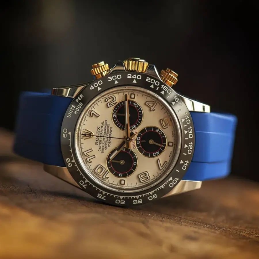 Watch gallery thumbnail 2