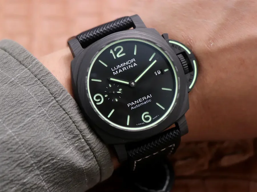 Watch gallery thumbnail 9
