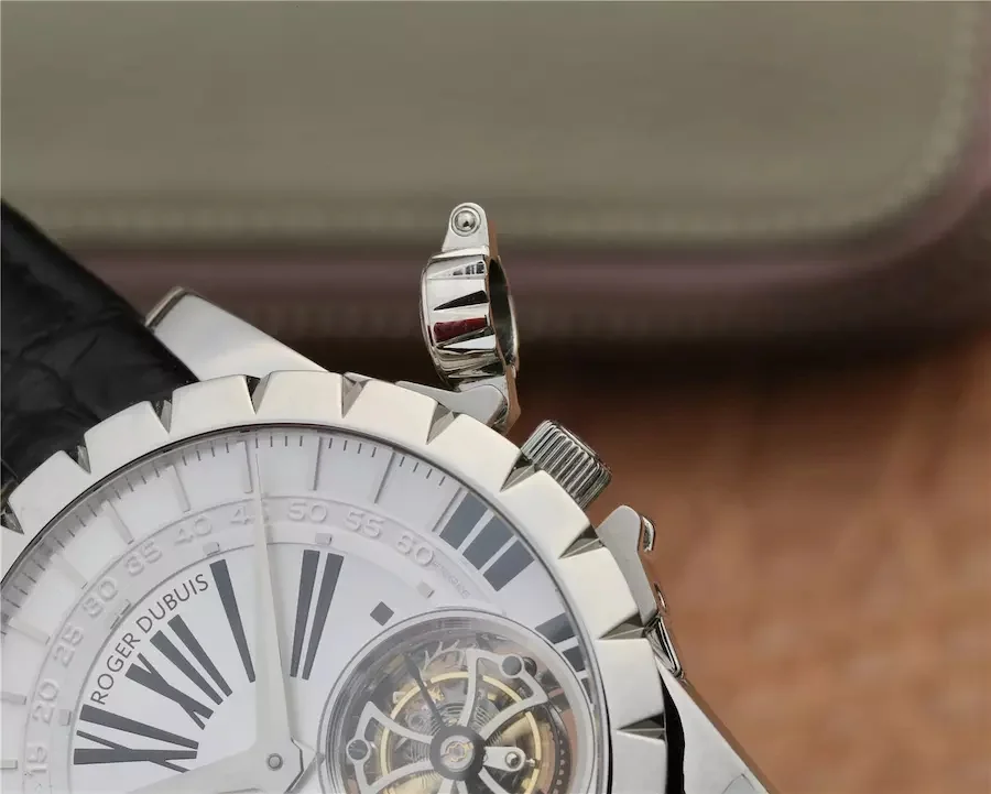 Watch gallery thumbnail 5