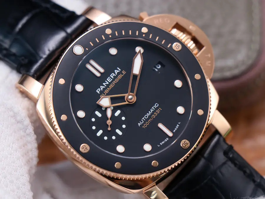 Watch gallery thumbnail 3