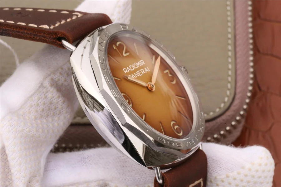 Watch gallery thumbnail 6
