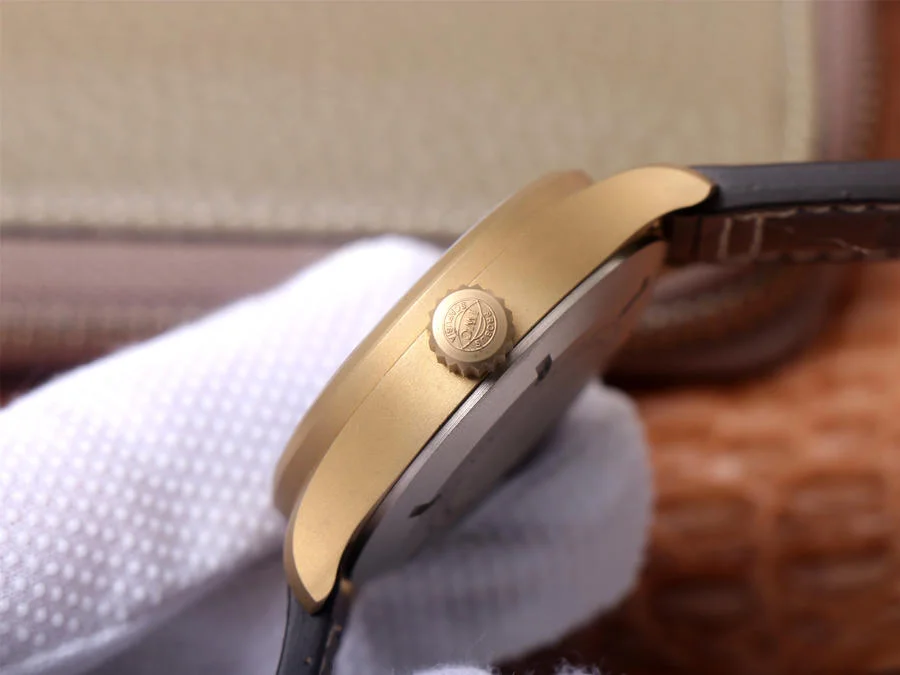 Watch gallery thumbnail 5