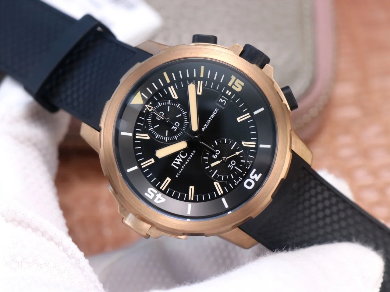Watch gallery thumbnail 3