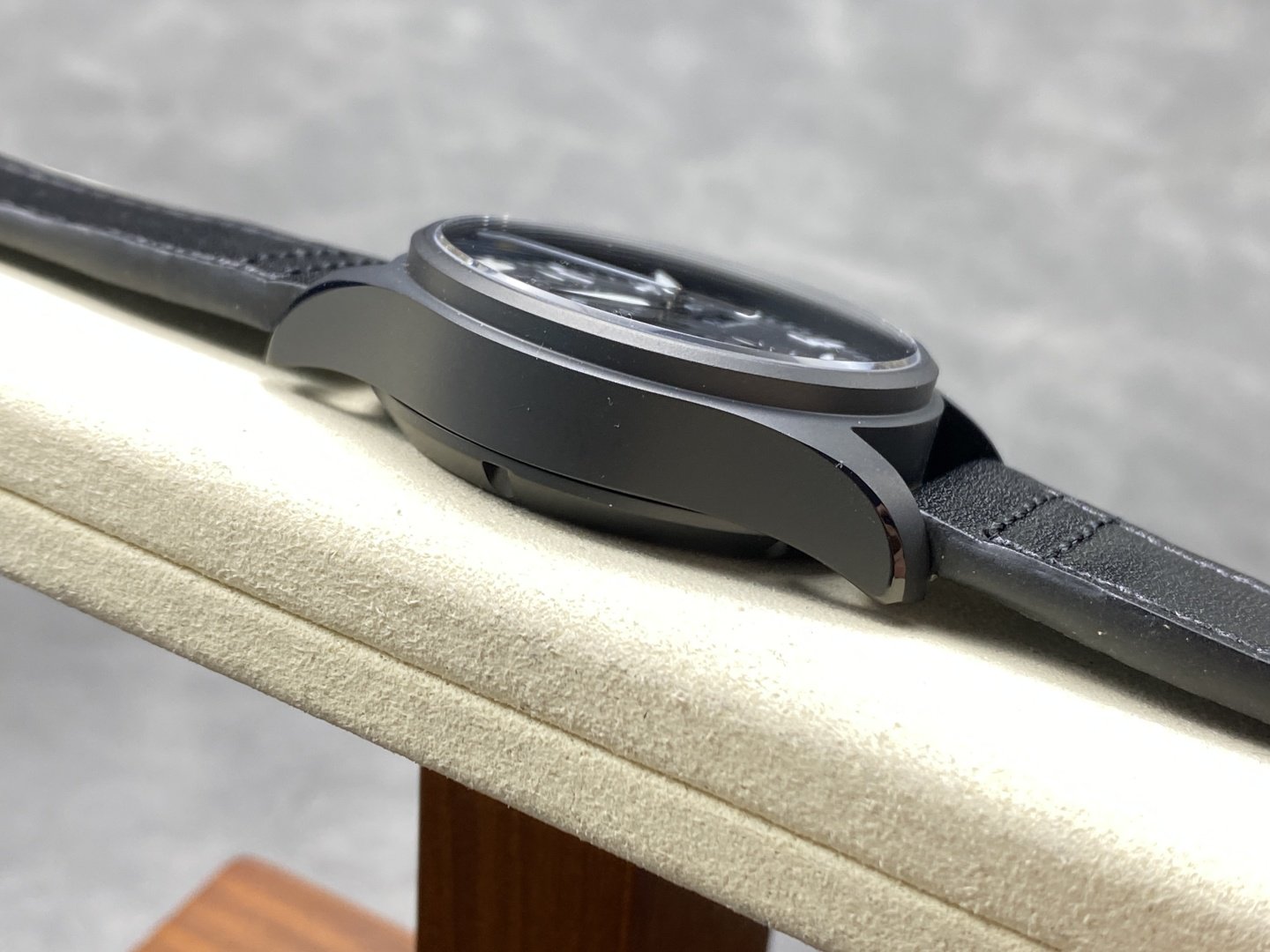Watch gallery thumbnail 7