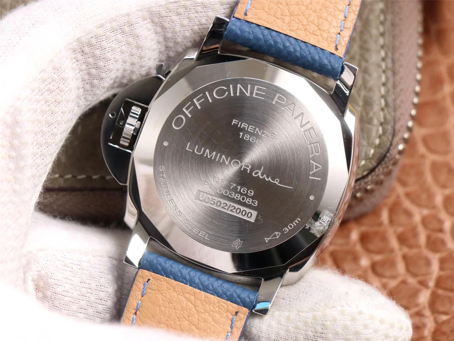Watch gallery thumbnail 5