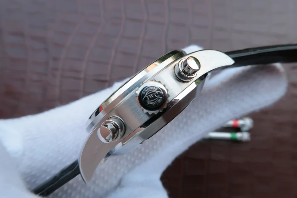 Watch gallery thumbnail 6