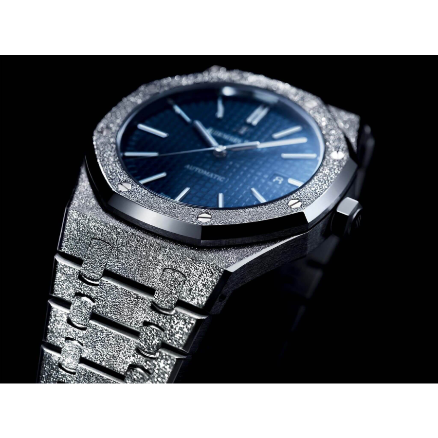 Watch gallery thumbnail 3