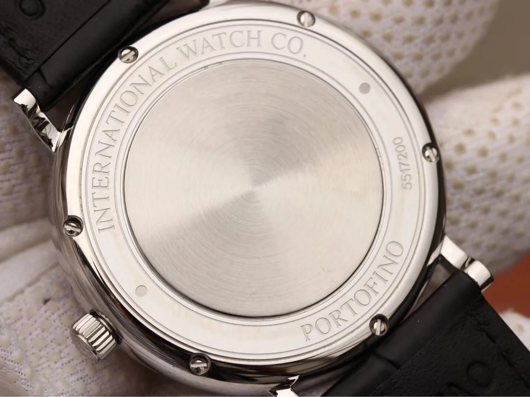 Watch gallery thumbnail 3