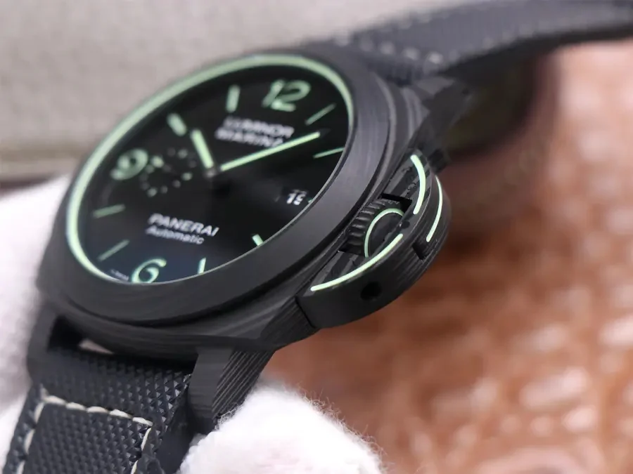 Watch gallery thumbnail 3