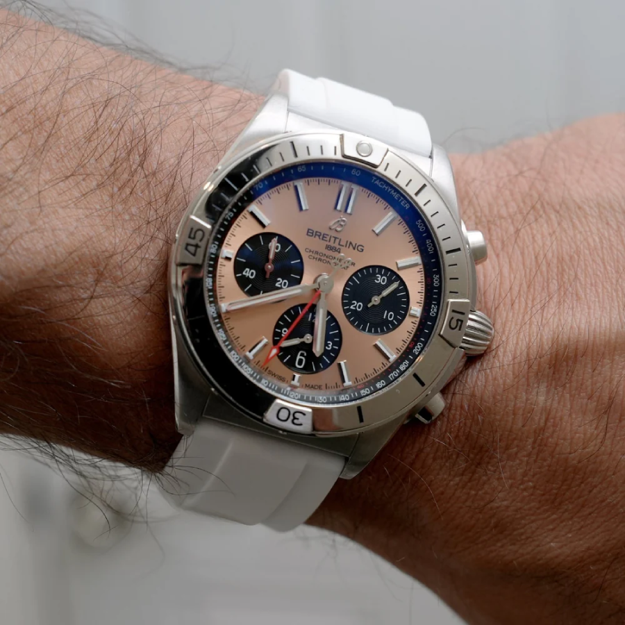 Watch gallery thumbnail 2
