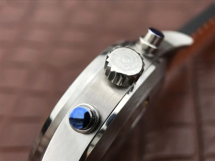 Watch gallery thumbnail 9