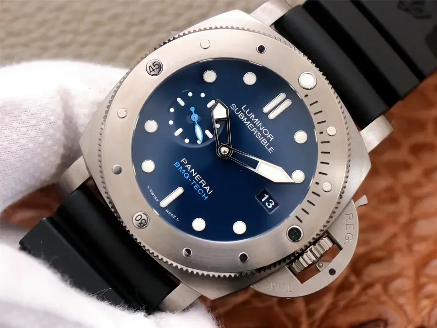 Watch gallery thumbnail 3