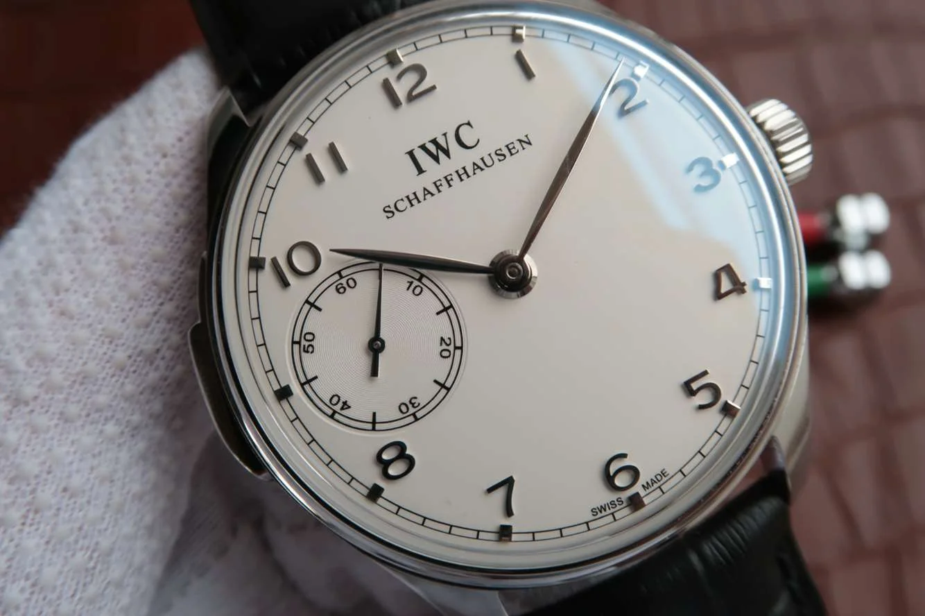 Watch gallery thumbnail 5