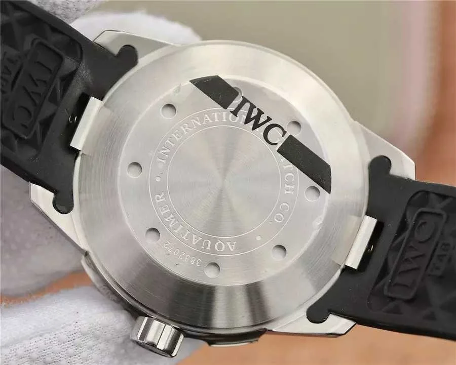 Watch gallery thumbnail 3