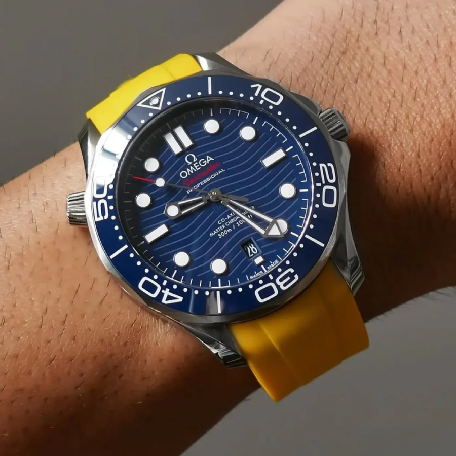 Watch gallery thumbnail 2